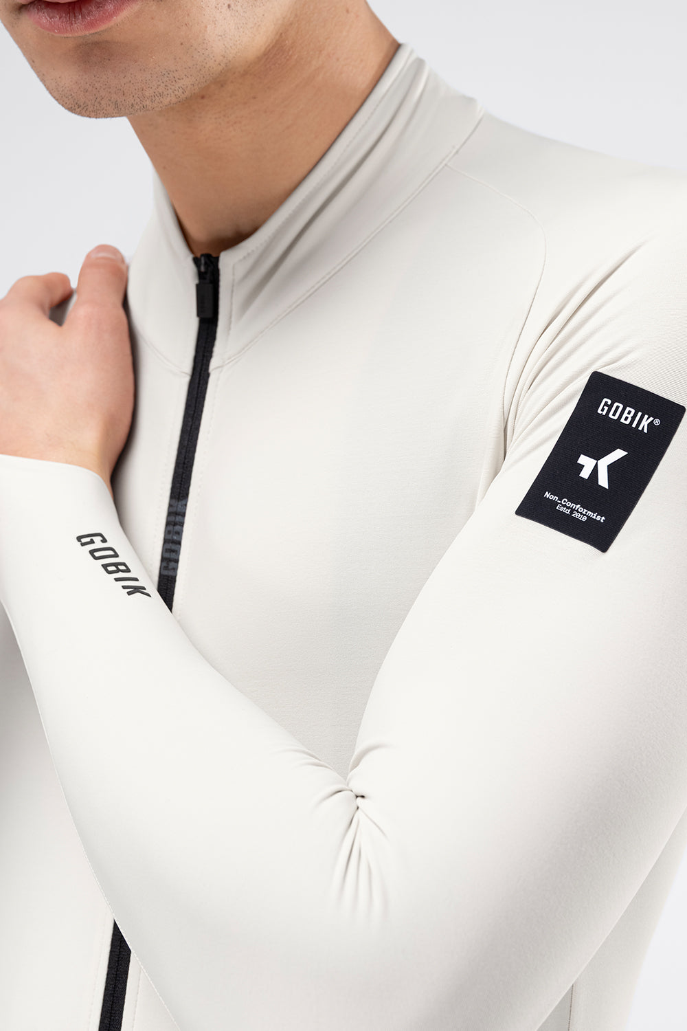 MAILLOT MANGA LARGA PACER SOLID 2.0 HOMBRE CREPE