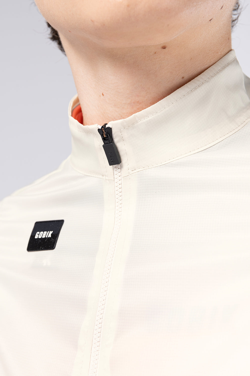 CHALECO VECTOR 3.0 HOMBRE CREPE