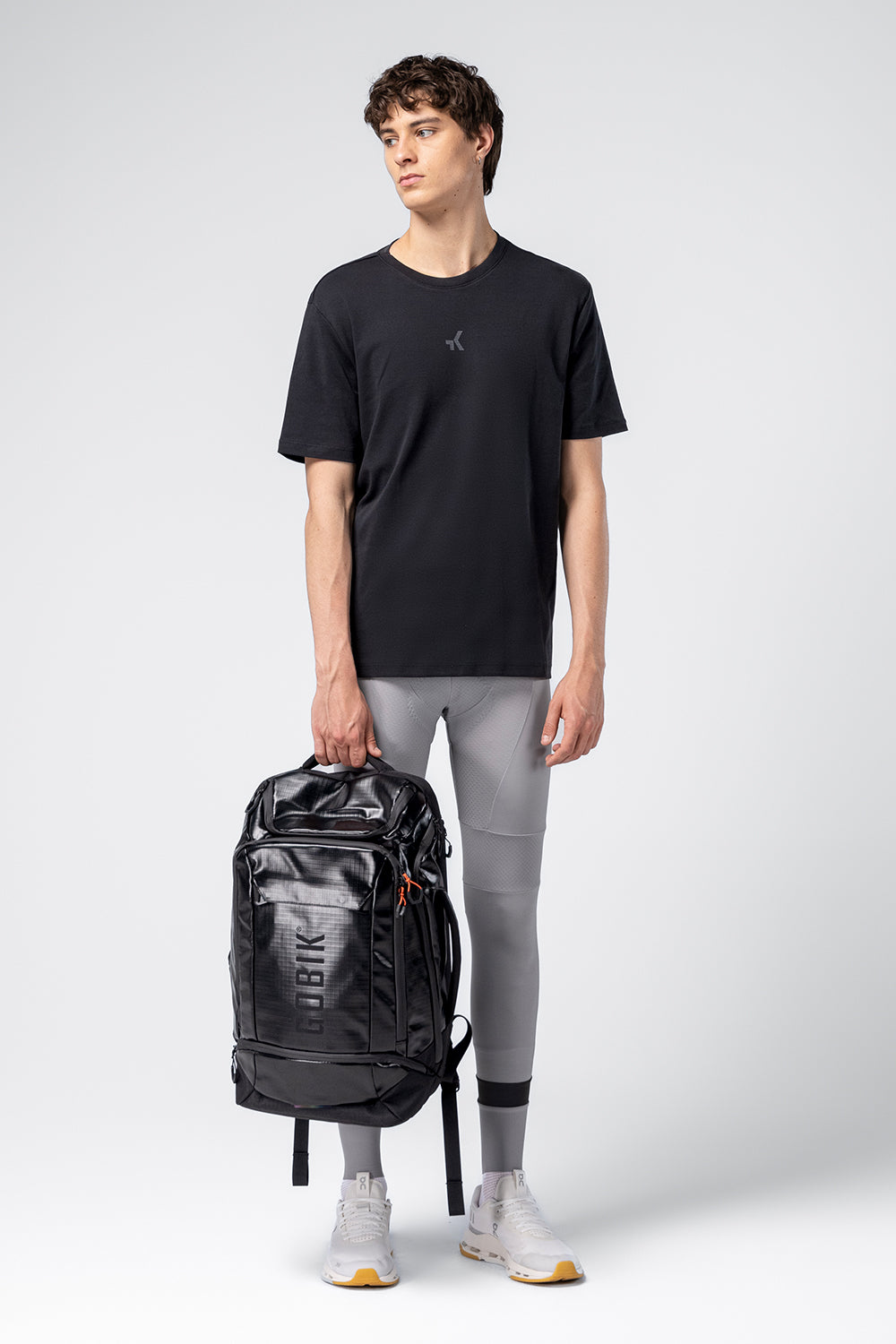 MOCHILA DE CICLISMO STOW TRUE BLACK 35L