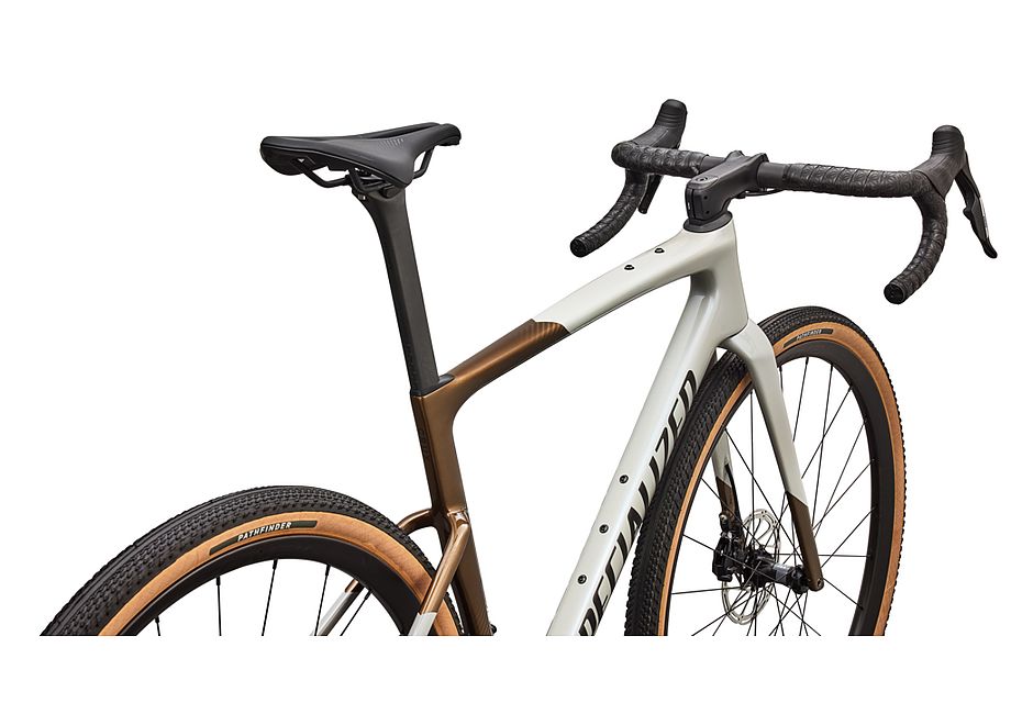 Crux 5 Expert: SRAM Force XPLR