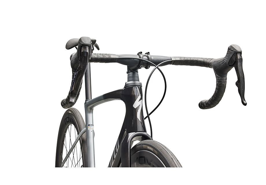 Roubaix SL8 Pro - SRAM Force AXS