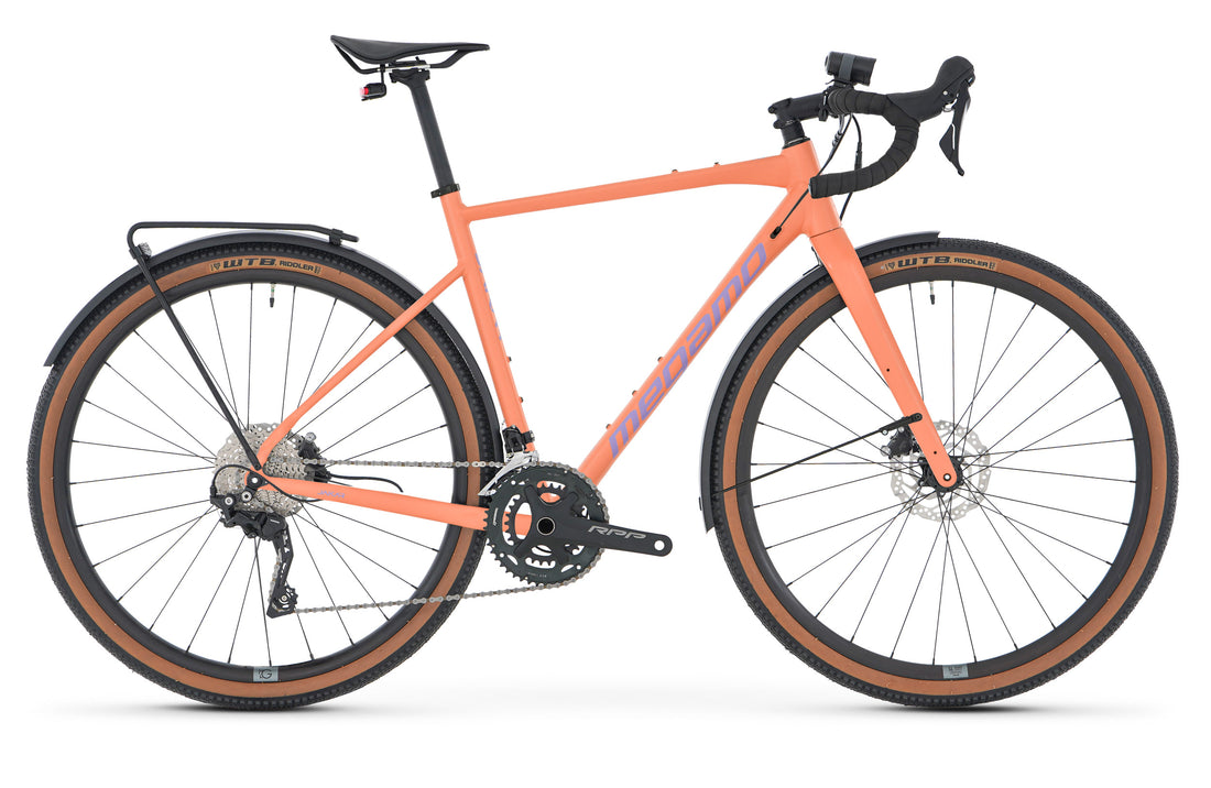 Megamo Jakar 30 Equipped 2026 - Coral