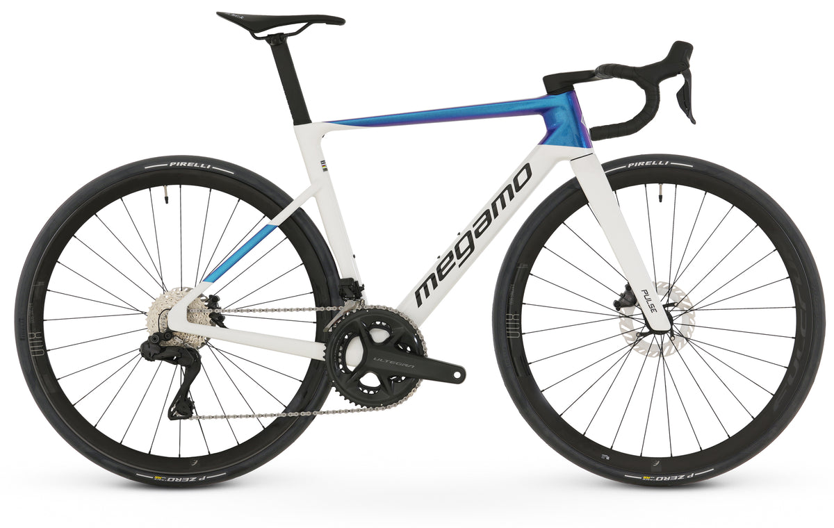 Megamo Pulse 05 2026 - White Blue