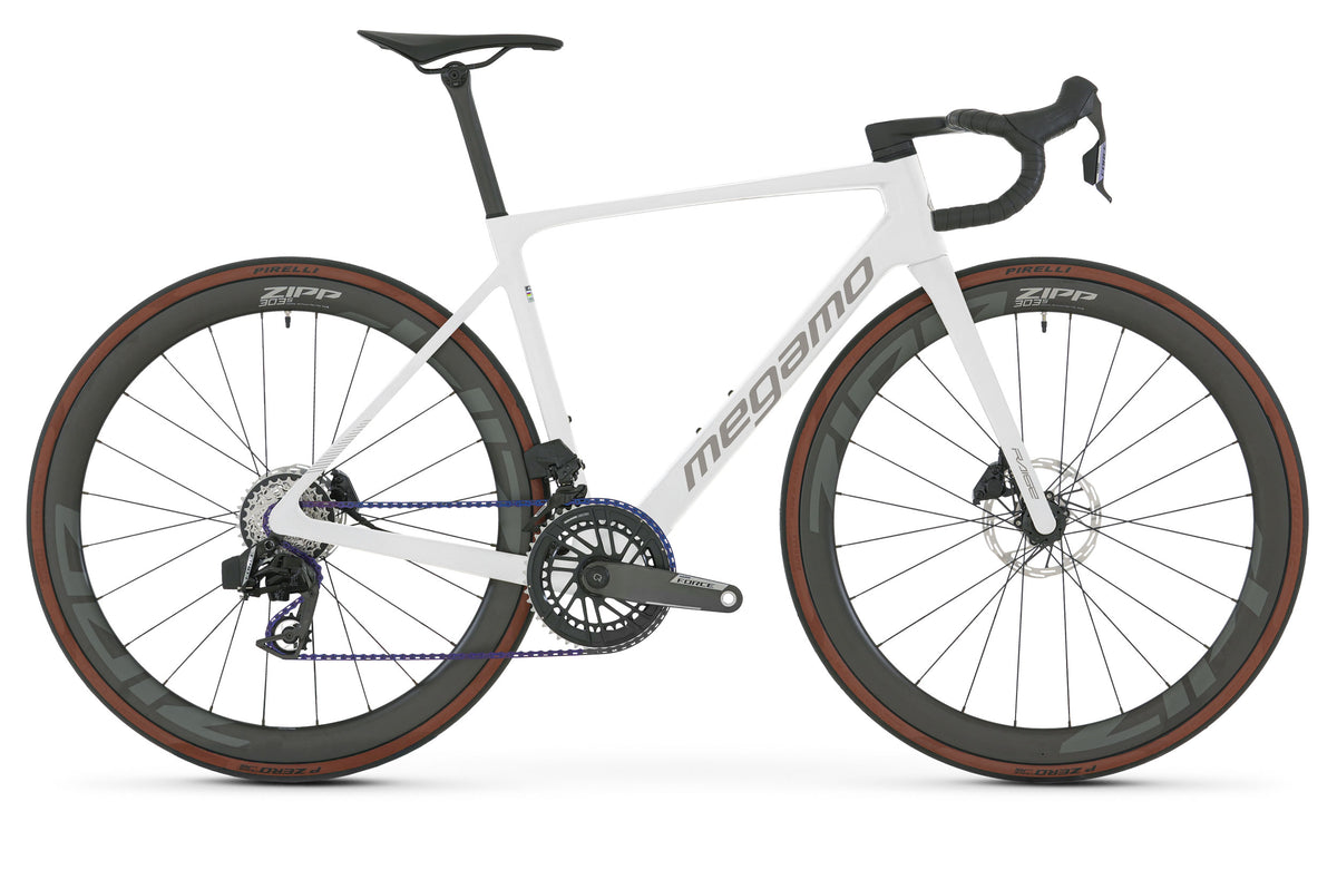 Megamo Raise 04 2026 - White
