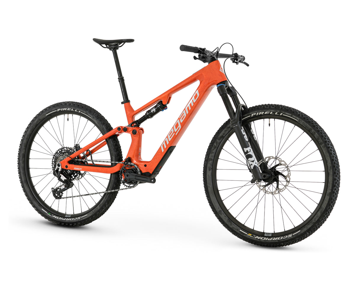 Megamo Reason AIR CRB 08 29" 2026