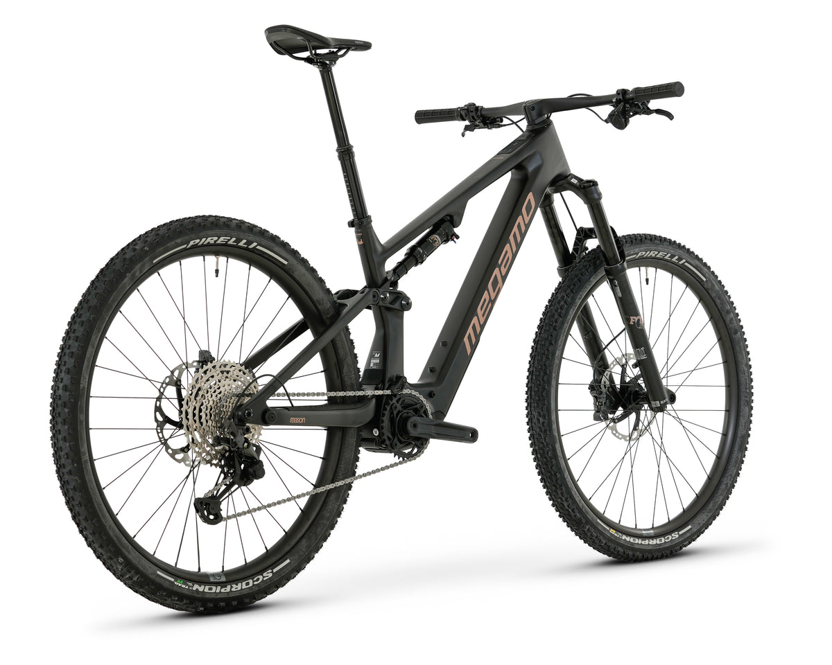 Megamo Reason AIR CRB 10 29" 2026