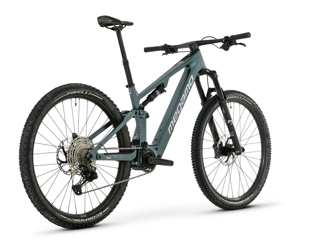 Megamo Reason AIR CRB 10 29" 2026