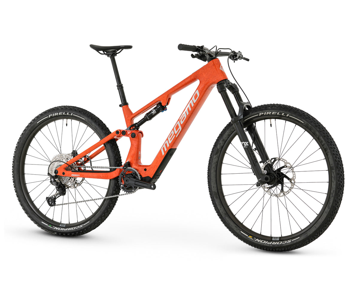 Megamo Reason AIR CRB 10 29" 2026