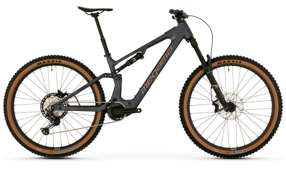 Megamo Reason AL 07 29" 2026 - Black
