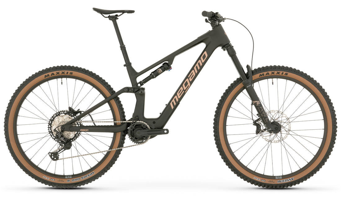 Megamo Reason CRB 07 29" 2026 - Black