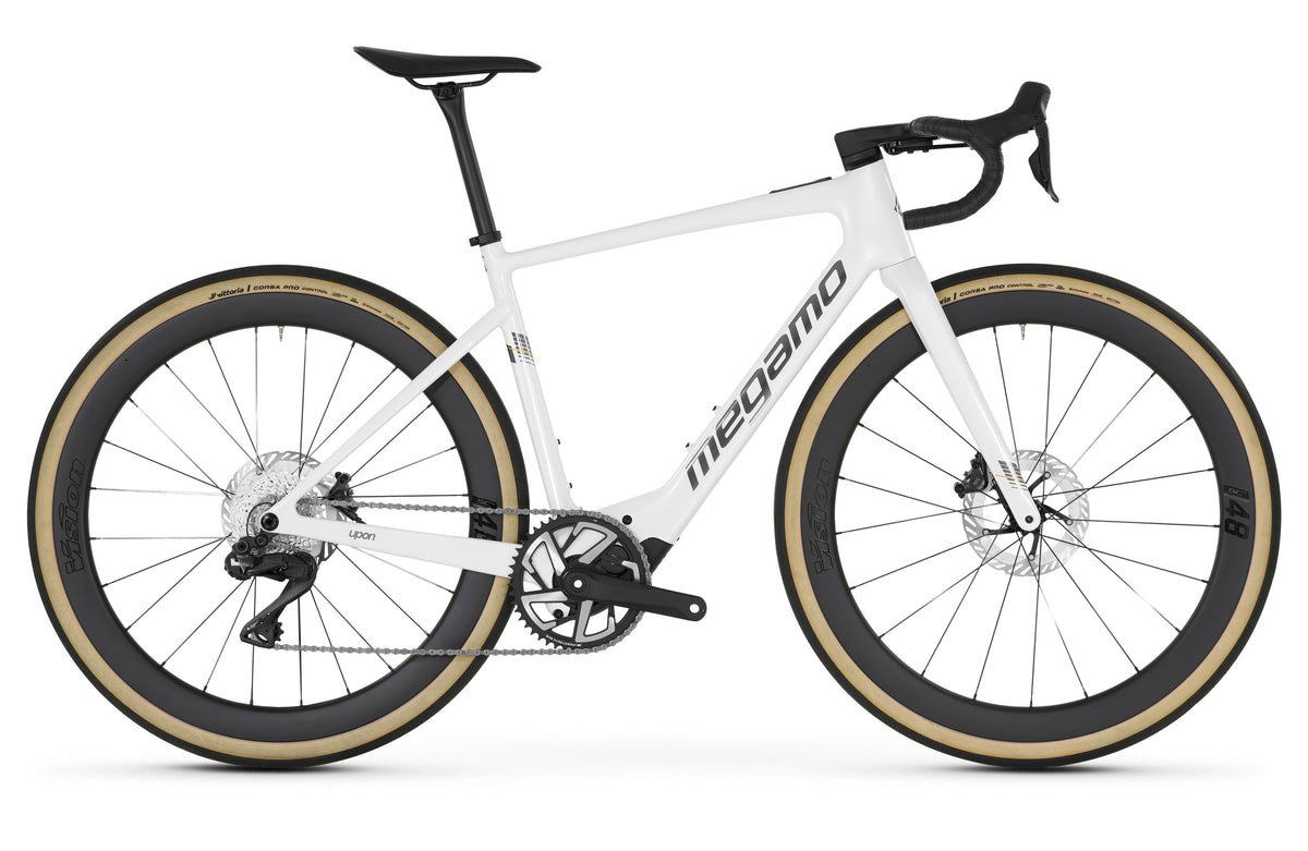 Megamo Upon 05 2027 - White