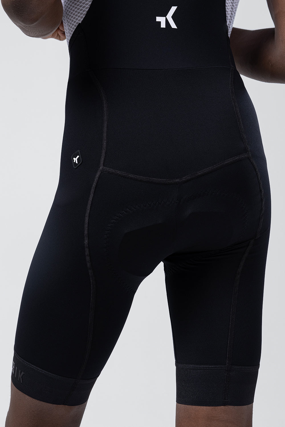 CULOTTE CORTO ABSOLUTE COMPACT 7.0 HOMBRE BLACK - K10
